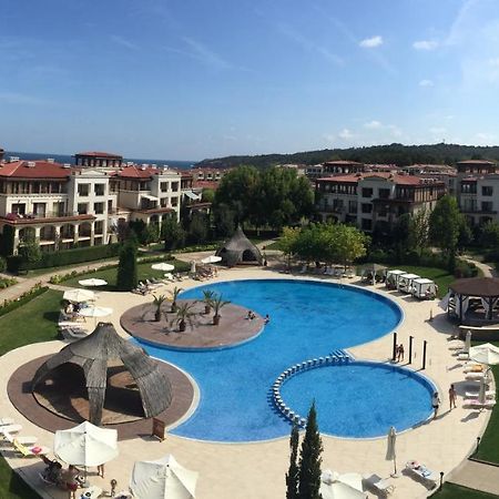 Apartment 2Br, Тристаен In Complex Green Life Sozopol Exterior foto