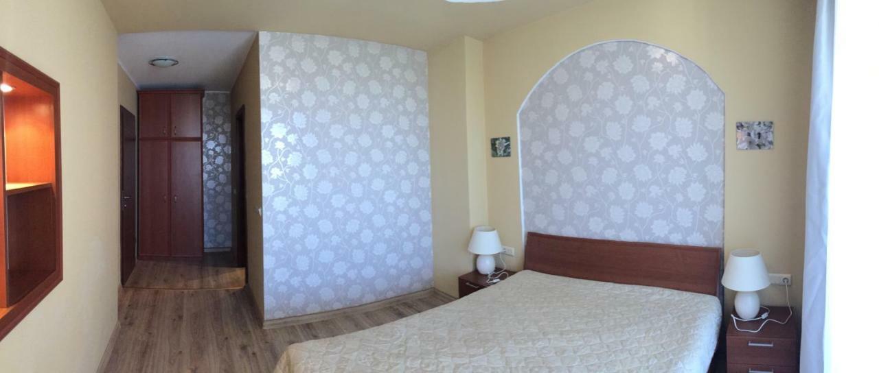 Apartment 2Br, Тристаен In Complex Green Life Sozopol Exterior foto