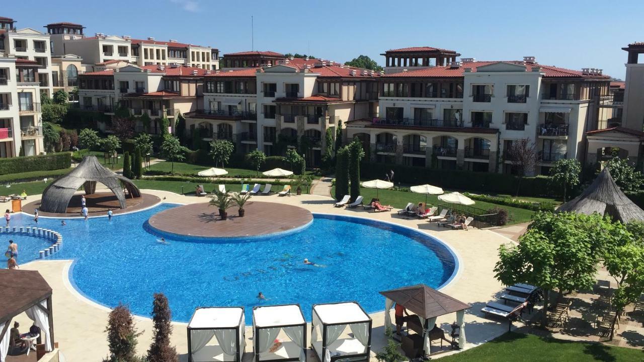 Apartment 2Br, Тристаен In Complex Green Life Sozopol Exterior foto