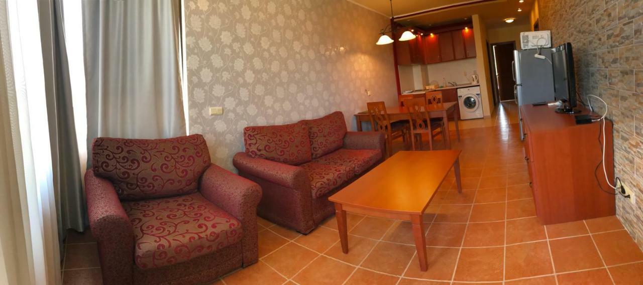 Apartment 2Br, Тристаен In Complex Green Life Sozopol Exterior foto